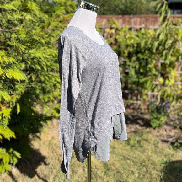 Lululemon Layered Long Sleeve Tee Size 8 Heathered Slate Almost Pear Blouse - Picture 3 of 13